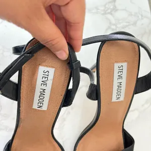 Steve Madden Reno Sandal Women's Black Size 9.5 thumbnail 3