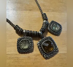 Laura Ashley Bronze Accented Statement Necklace thumbnail 2