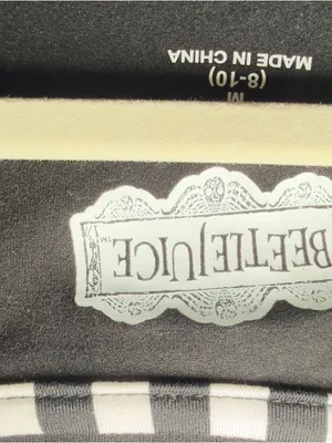 Beetlejuice Medium‎ Nostalgia Lounge Sleep Shirt Whimsical Goth Soft Grunge thumbnail 8