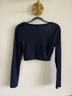 Shein Long Sleeve Crop Top thumbnail 2