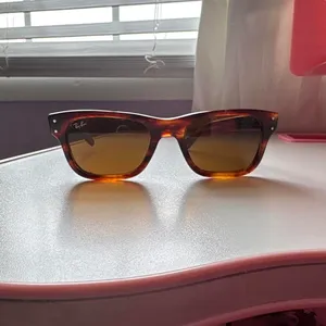 Ray-Ban MR Burbank Sunglasses Striped Havana thumbnail 3