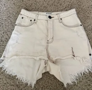 One Teaspoon Milk beauty High Waist Bonita Denim shorts size 26 thumbnail 1