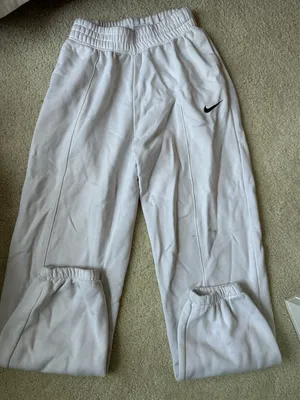 Nike Sweatpants thumbnail 1