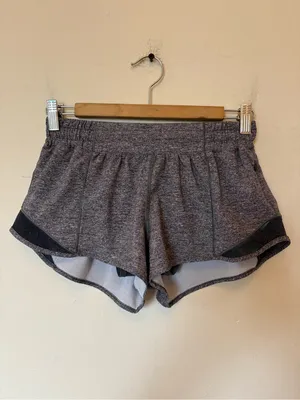 LULULEMON Hotty Hot Lined Active Short II 2.5" Heather Lux Multi Gray/Black Sz 6 thumbnail 3