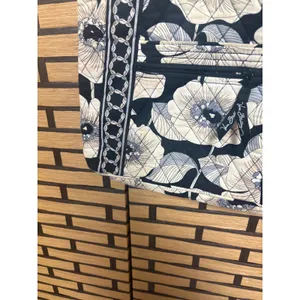 Vera Bradley Black And‎ White Floral Crossbody Purse thumbnail 4