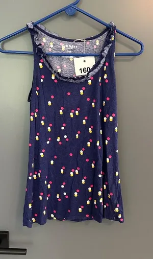 160 Old Navy Tank Top thumbnail 1