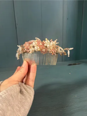 Handmade Pearl and Pink Floral Bridal Hair Comb - Vintage 1980’s thumbnail 2