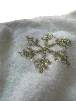 33 Degrees Ivory Snowflake Eyelash Knit Cardigan Gold Buttons Women’s Medium EUC thumbnail 7