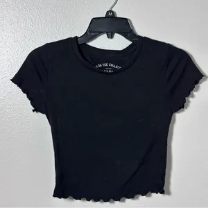 Aero Women Black Ribbed Shrunken Ruffle‎ Hem Cropped Tee size S thumbnail 2