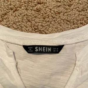 SheIn ‼️ White Shirt‼️ thumbnail 2
