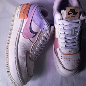 Nike Women's Air Force 1 Shadow - Cream and Pink thumbnail 5
