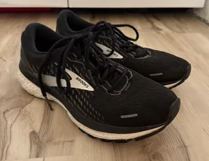 Brooks Women’s Running Shoes Ghost thumbnail 1