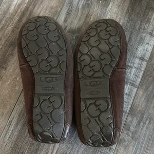 UGG Dakota Brown Suede Slippers Size 8 thumbnail 6