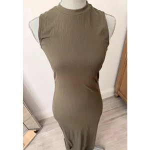 Vuori Pose Modern Maxi Dress Small Olive Green Ribbed Ruched Sleeveless Mock thumbnail 2