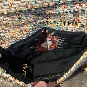 Chic Multicolor Tweed Handbag thumbnail 3