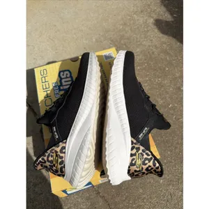 Skechers BOBS Sport Hands Free Slip-Ins Womens 8 Black Leopard NIB Memory Foam thumbnail 5