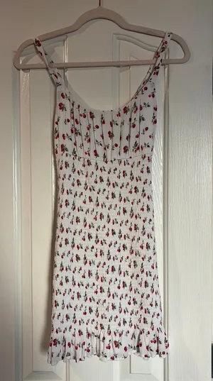 Abercrombie Mini Dress White Cherries thumbnail 1