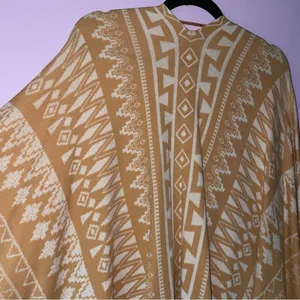 Charming Charlie Knit Ruana Boho Aztec Print Open Front Cardigan Shawl thumbnail 7