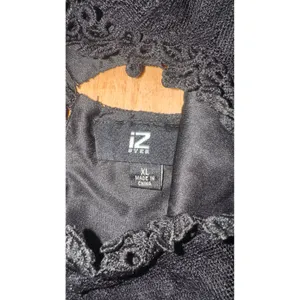 IZ Byer‎ Womens XL Black Lace High Neck Sleeveless Blouse Keyhole Back Tank Top thumbnail 2