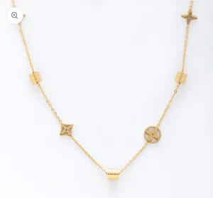 Elegant Four Leafe Clover Gold Charm Necklace thumbnail 1