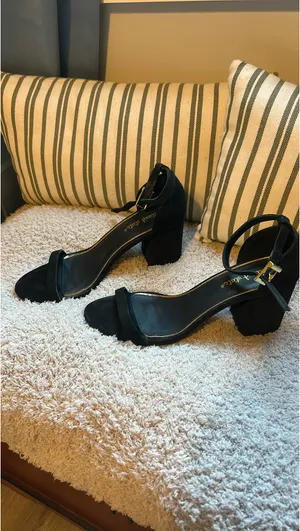 Altar'd State Heels thumbnail 4