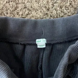 Aerie Charcoal Ribbed Joggers thumbnail 2