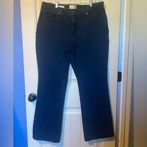 Universal Threads Vintage Bootcut Blue Jeans Pants thumbnail 4