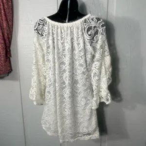 Win Win  White Lace Tunic Size Small/Medium EUC thumbnail 5