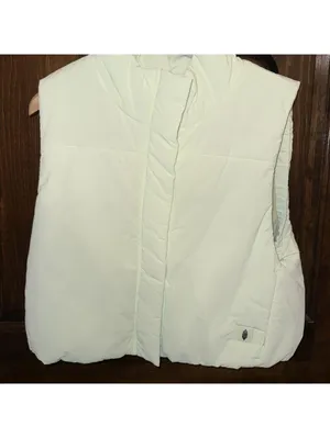 Free People Movement sight seein’ puffer vest in size L in mint. thumbnail 2