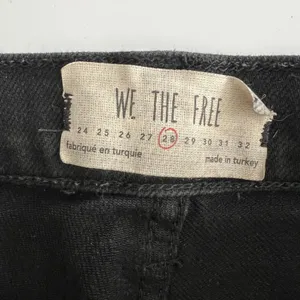 We The Free Skinny Jeans Womens 28 Black Good Distressed Raw Hem High Rise thumbnail 4
