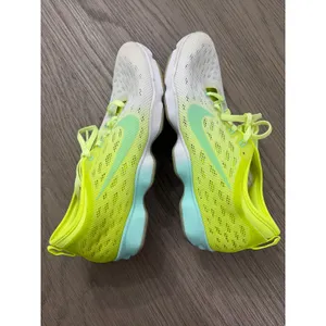 Nike Zoom Fit Agility Training Shoes Women’s Size 8.5 | Yellow | 684984-702 thumbnail 3