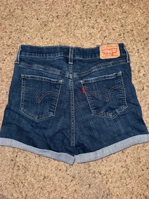 Levi’s Dark Wash Denim Roll-Cuff mid Length Shorts size 29 thumbnail 2