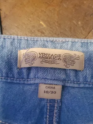 Vintage America Light Blue Denim Capris Size 10 thumbnail 2