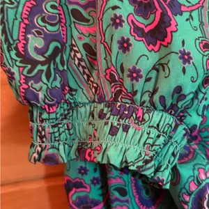 Aerie Paisley Jogger style Pants in Green and Pink size M thumbnail 2