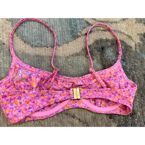 Kulani Kinis Hidden Underwire Crop Bikini Top Pink Floral Sz L NEW $68 thumbnail 3