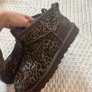UGG Classic Ultra Mini Caspian Genuine Calf Hair Boots in Burnt Cedar thumbnail 3