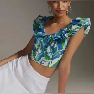 ✨Anthropologie Maeve Ruffle-Sleeve Cropped Sz Medium Blouse✨ thumbnail 2