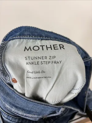 Mother Stunner Zip Ankle Step Fray Jeans Women’s Size 28 Good Girls Do Blue thumbnail 6