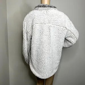 Thread + Supply Fleece Pullover Fuzzy Sweatshirt Gray Size M thumbnail 3
