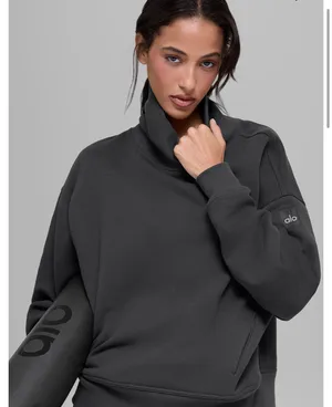 Alo Mockneck thumbnail 1