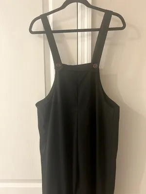 SHEIN Black Overall Jumpsuit Size Medium thumbnail 2