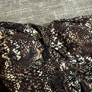 Motherhood Maternity Snake Print Brown Black Strapless Swim Top Medium thumbnail 3