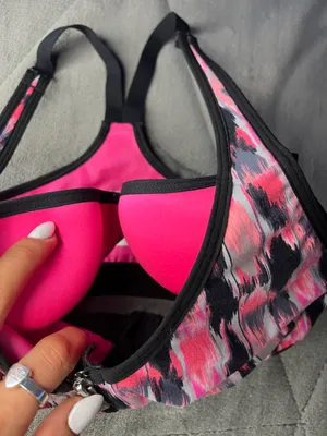 Victoria's Secret Sport Bra thumbnail 2