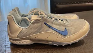 Nike vintage Jana women’s track shoes blue and white 2007 Size 10 thumbnail 1
