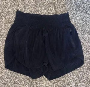 Lululemon Shorts 4" 4 thumbnail 1