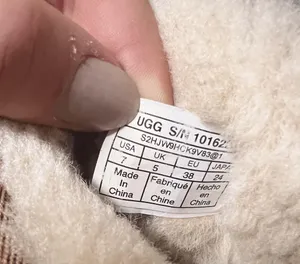 UGG Mini Boots thumbnail 6