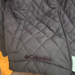 Like new! Columbia Lavendar Quilted Puffer Jacket thumbnail 11