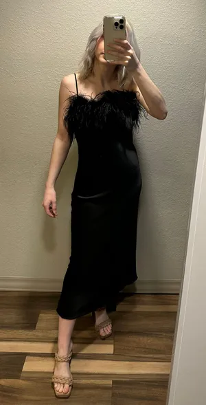 Feather Midi Dress Black thumbnail 1
