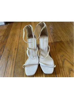 Altar'd State Strappy Block Heel Sandals Nude Beige Faux Suede Back Zip 7.5 thumbnail 3