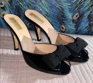 Michael Kors Size 7.5 Peep Toe Heels thumbnail 1